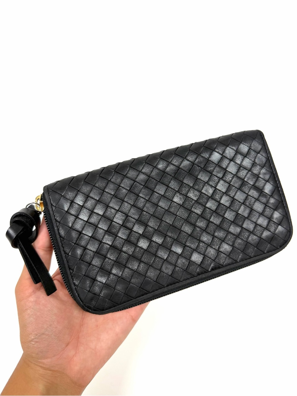 Authentic Bottega Veneta Nappa Intrecciato Zip Around Wallet Black Leather